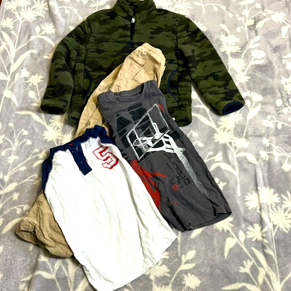 Bundle 4 Pc-Gap(fleece,LS top/ khaki pants) & Old Navy Henley- Boys Sz M 8